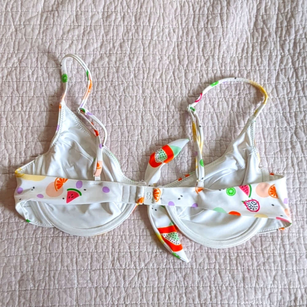 NWOT Fruity Blackbough Bikini Top - Picture 3 of 6